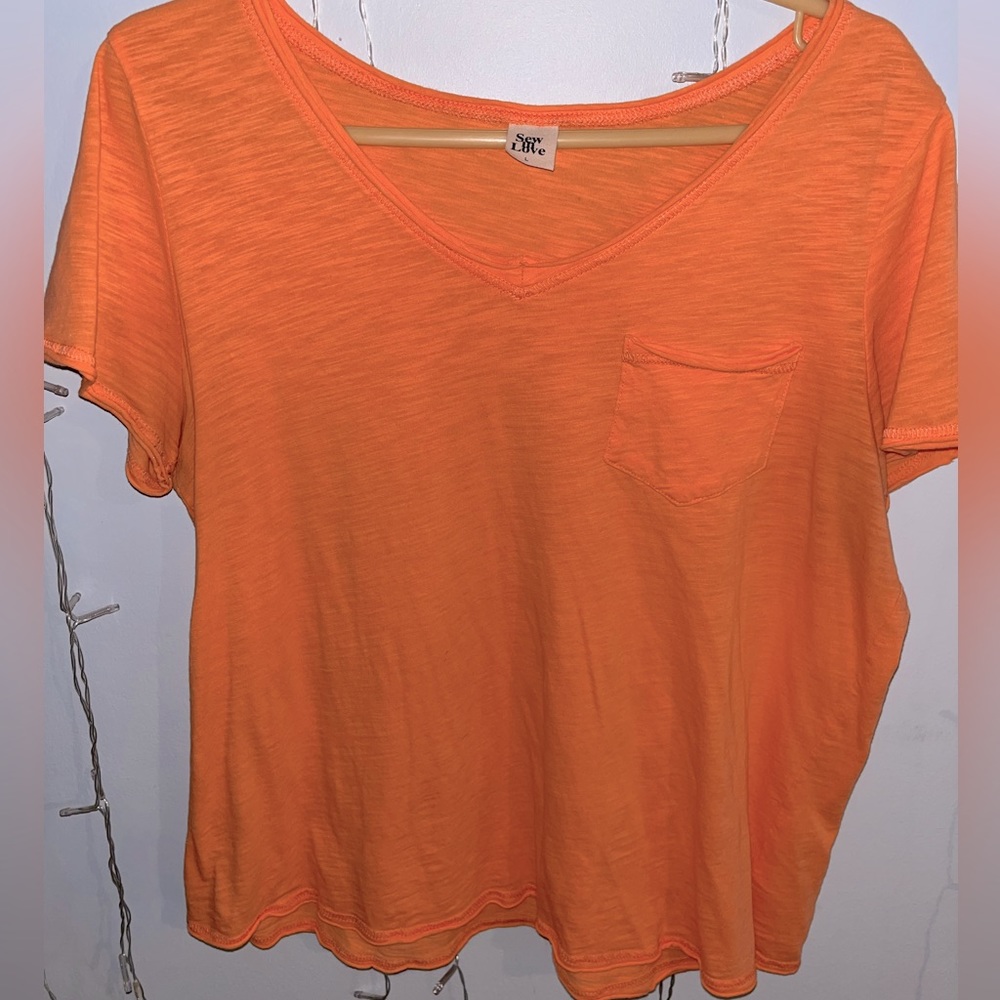 see in love size large tee shirt pretty summer orange! nwot